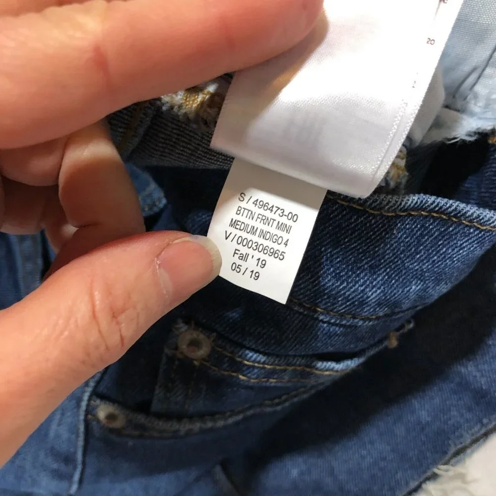 NEW Gap Womens 4 Button Front Mini Denim Jean Skirt Raw Hem #496473-00 NWT $60 - Picture 10 of 11